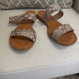 Women's Snakeskin Pattern Sandals